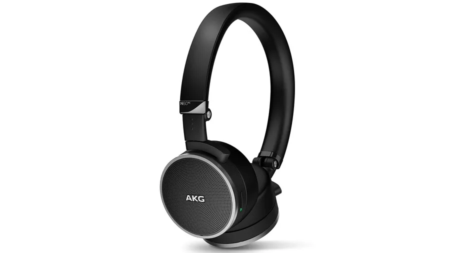  <strong>10 Budget friendly headphones</strong> HalfofThe